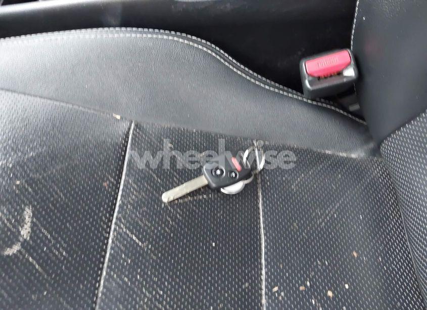 Photo 11 of 2010 Honda Civic LX-S (VIN 19XFA1F67AE078244)