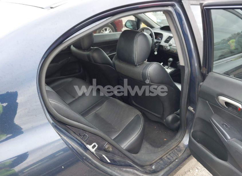 Photo 8 of 2010 Honda Civic LX-S (VIN 19XFA1F67AE078244)