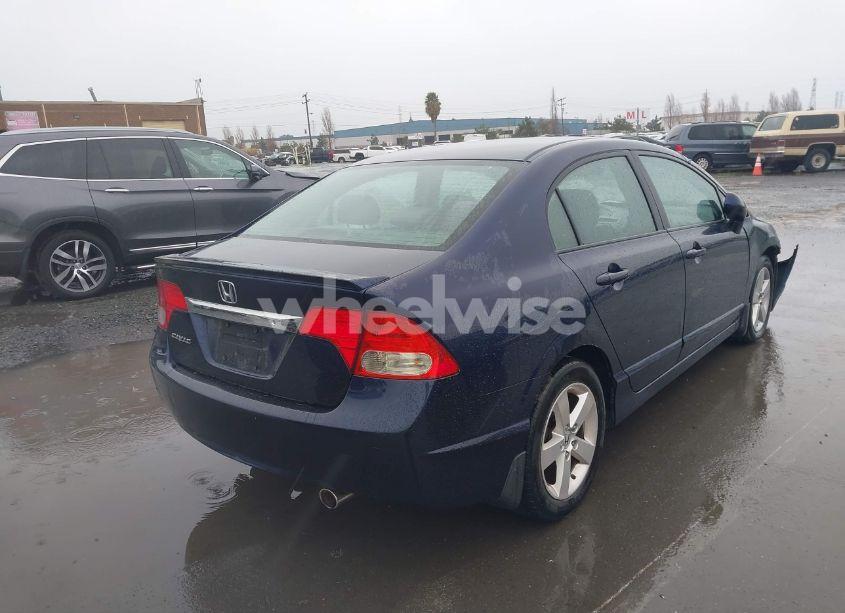 Photo 4 of 2010 Honda Civic LX-S (VIN 19XFA1F67AE078289)