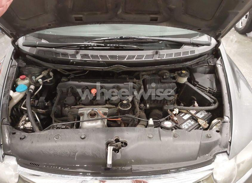 Photo 10 of 2010 Honda Civic LX-S (VIN 19XFA1F67AE080138)