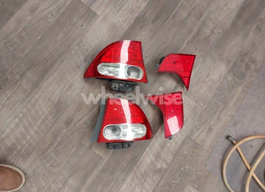 Photo 12 of 2010 Honda Civic LX-S (VIN 19XFA1F67AE080138)