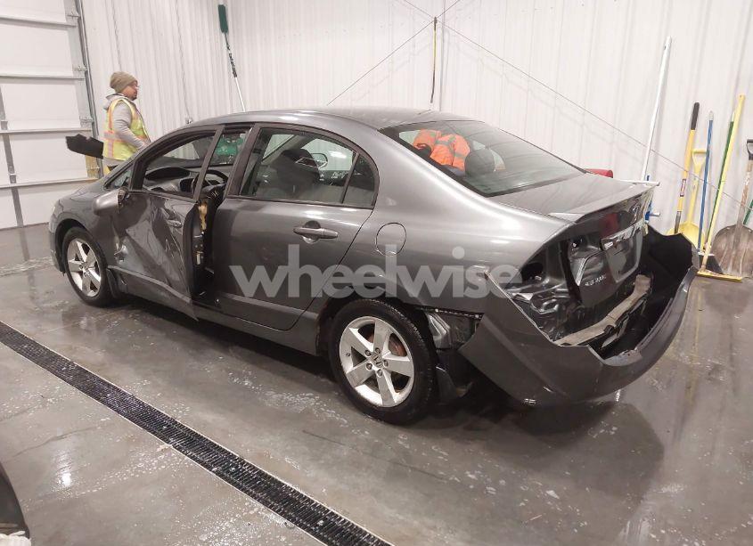 Photo 3 of 2010 Honda Civic LX-S (VIN 19XFA1F67AE080138)