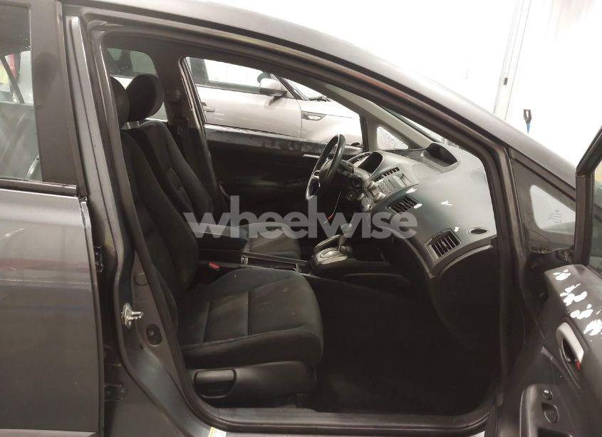 Photo 5 of 2010 Honda Civic LX-S (VIN 19XFA1F67AE080138)