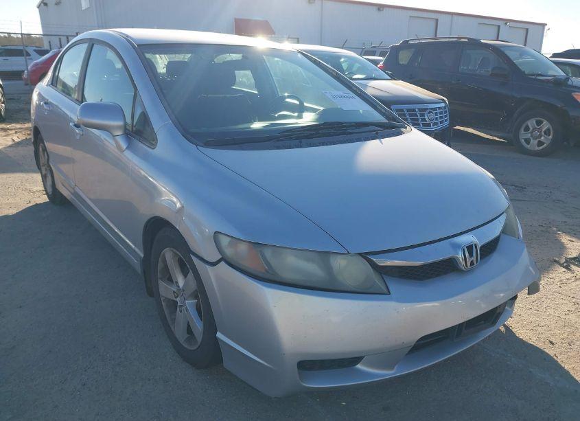 Photo 14 of 2010 Honda Civic LX-S (VIN 19XFA1F67AE080303)