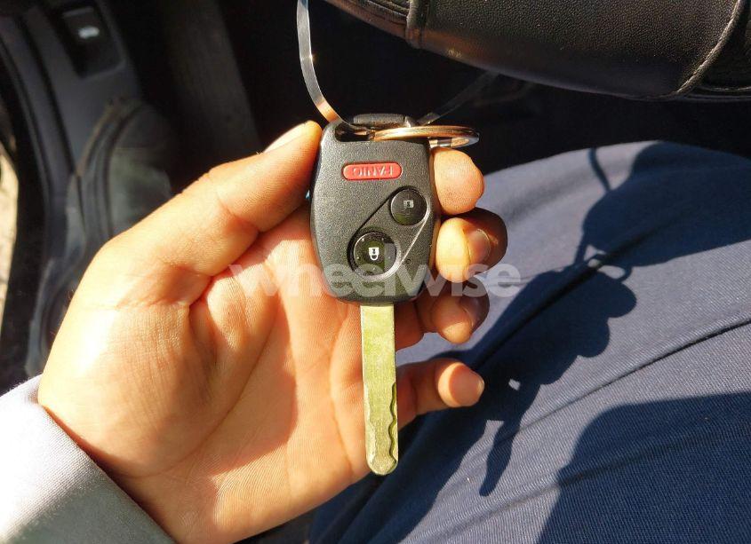 Photo 11 of 2011 Honda Civic LX-S (VIN 19XFA1F67BE002539)