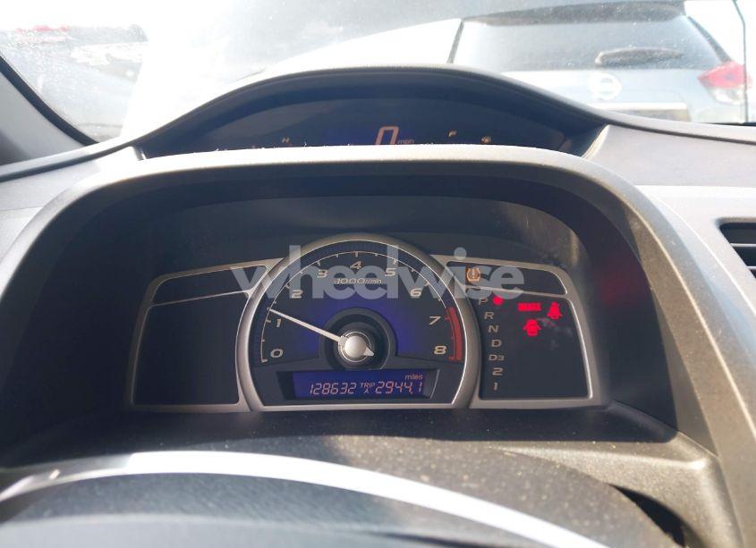 Photo 7 of 2011 Honda Civic LX-S (VIN 19XFA1F67BE002539)