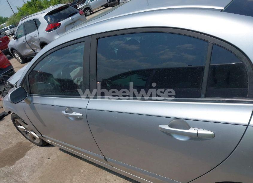 Photo 14 of 2011 Honda Civic LX-S (VIN 19XFA1F68BE009998)