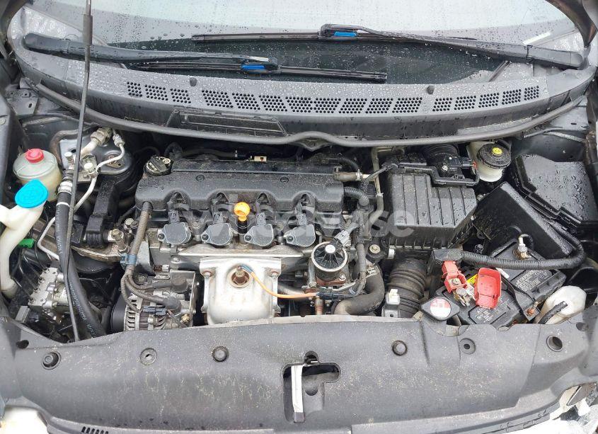 Photo 10 of 2011 Honda Civic LX-S (VIN 19XFA1F68BE015834)