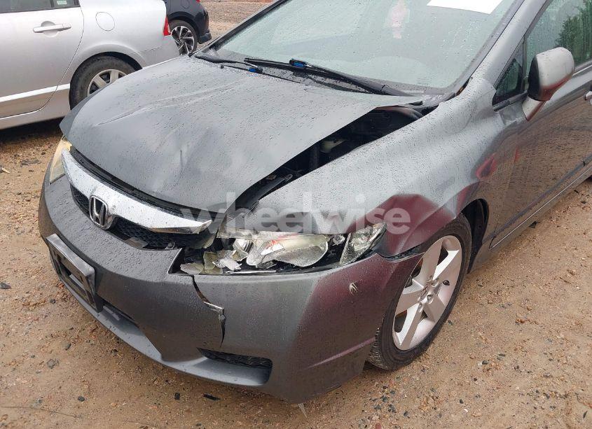 Photo 6 of 2011 Honda Civic LX-S (VIN 19XFA1F68BE015834)