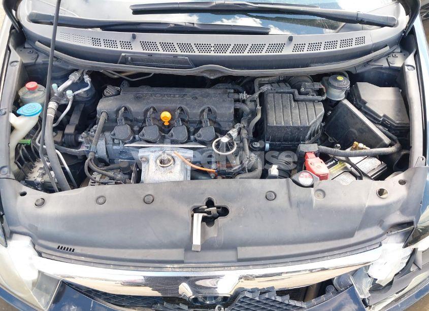 Photo 10 of 2010 Honda Civic LX-S (VIN 19XFA1F69AE047884)