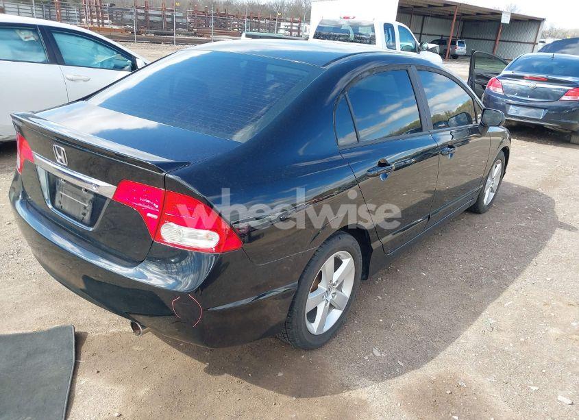 Photo 4 of 2010 Honda Civic LX-S (VIN 19XFA1F69AE047884)