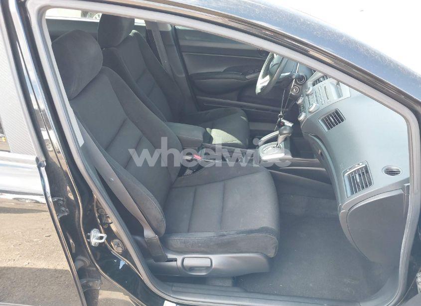 Photo 5 of 2010 Honda Civic LX-S (VIN 19XFA1F69AE047884)