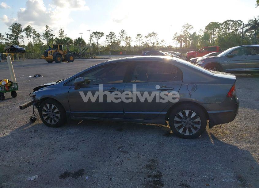 Photo 14 of 2010 Honda Civic EX (VIN 19XFA1F80AE026715)