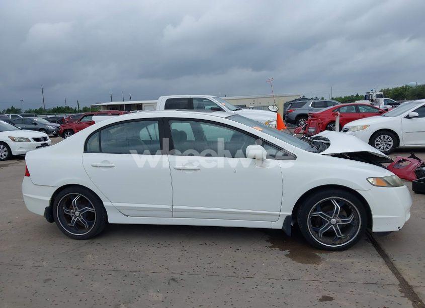 Photo 13 of 2010 Honda Civic EX (VIN 19XFA1F80AE063683)