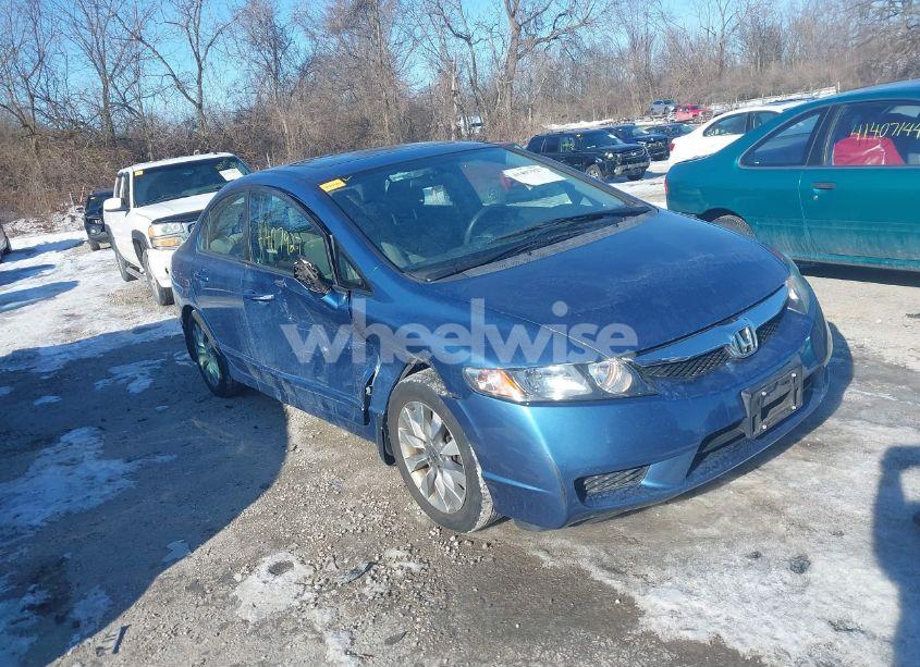 2010 Honda Civic EX (VIN 19XFA1F80AE086767) main photo