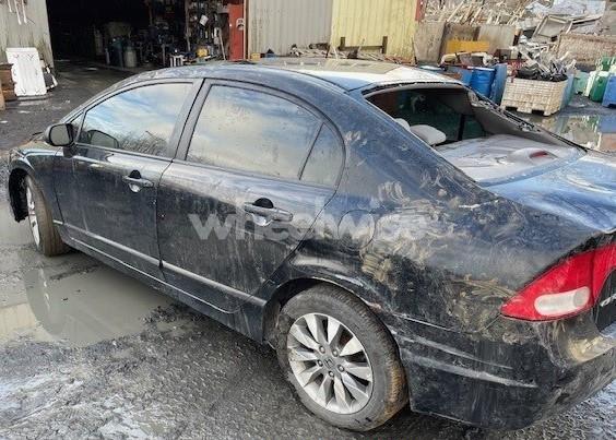 Photo 3 of 2010 Honda Civic EX (VIN 19XFA1F81AE023922)