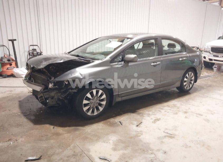 Photo 2 of 2010 Honda Civic EX (VIN 19XFA1F81AE024987)