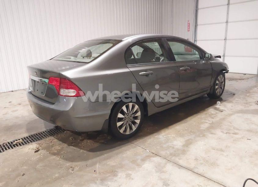 Photo 4 of 2010 Honda Civic EX (VIN 19XFA1F81AE024987)