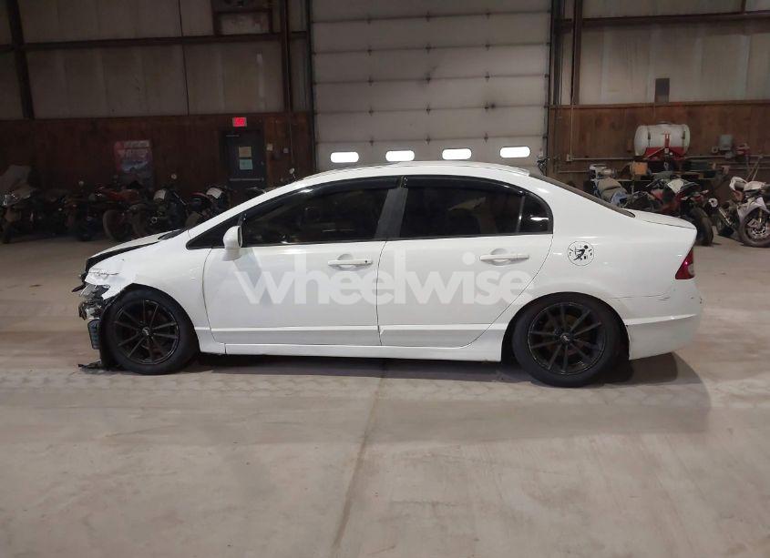Photo 15 of 2010 Honda Civic EX (VIN 19XFA1F81AE047511)