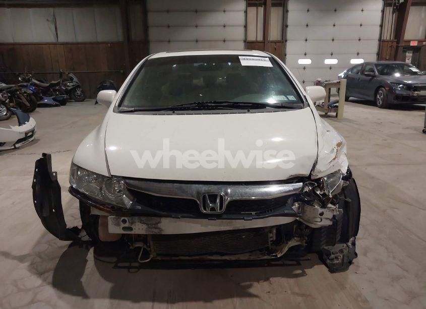 Photo 6 of 2010 Honda Civic EX (VIN 19XFA1F81AE047511)