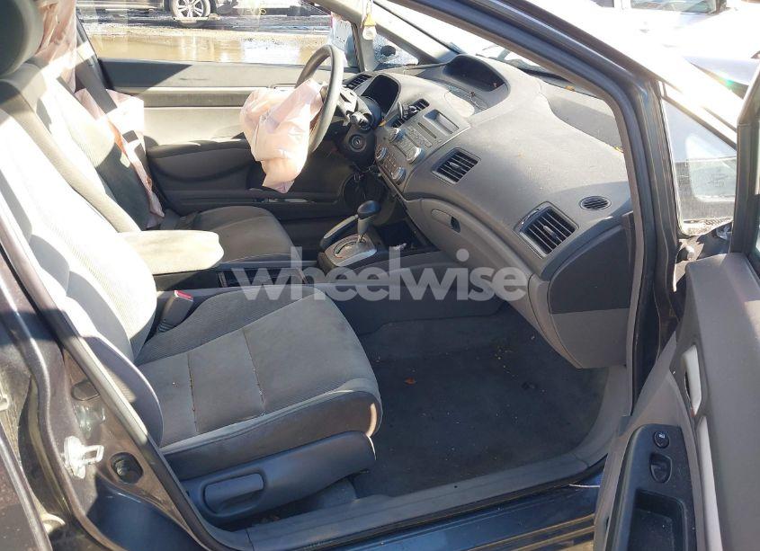 Photo 5 of 2010 Honda Civic EX (VIN 19XFA1F81AE058797)