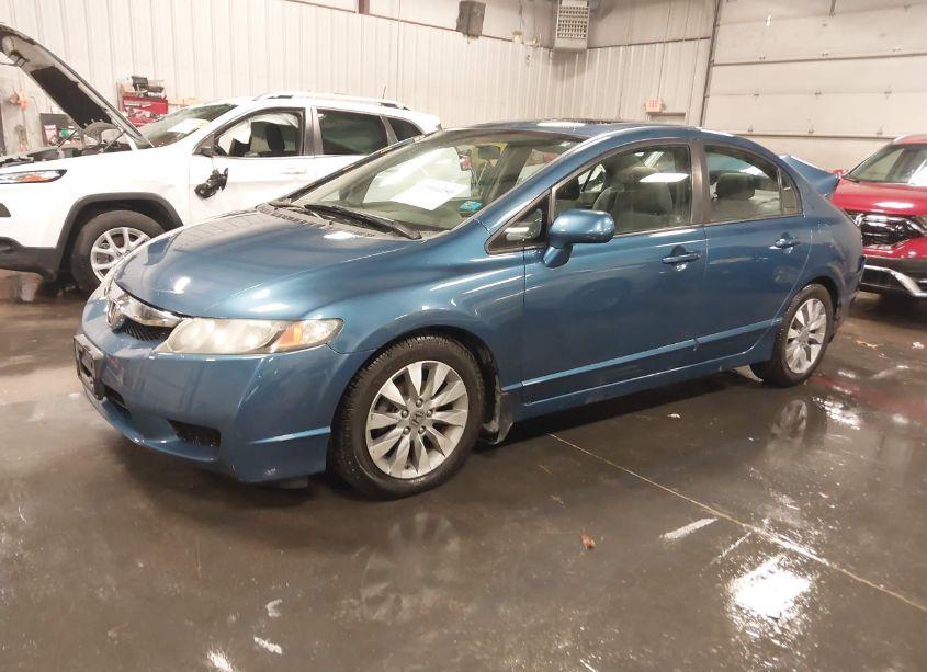 Photo 2 of 2010 Honda Civic EX (VIN 19XFA1F81AE068102)