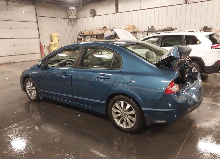 Photo 3 of 2010 Honda Civic EX (VIN 19XFA1F81AE068102)