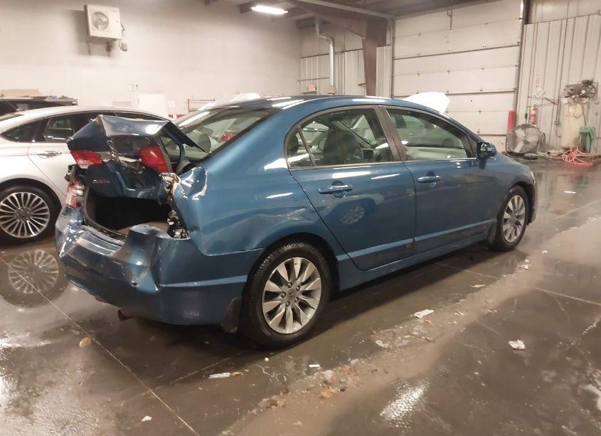 Photo 4 of 2010 Honda Civic EX (VIN 19XFA1F81AE068102)