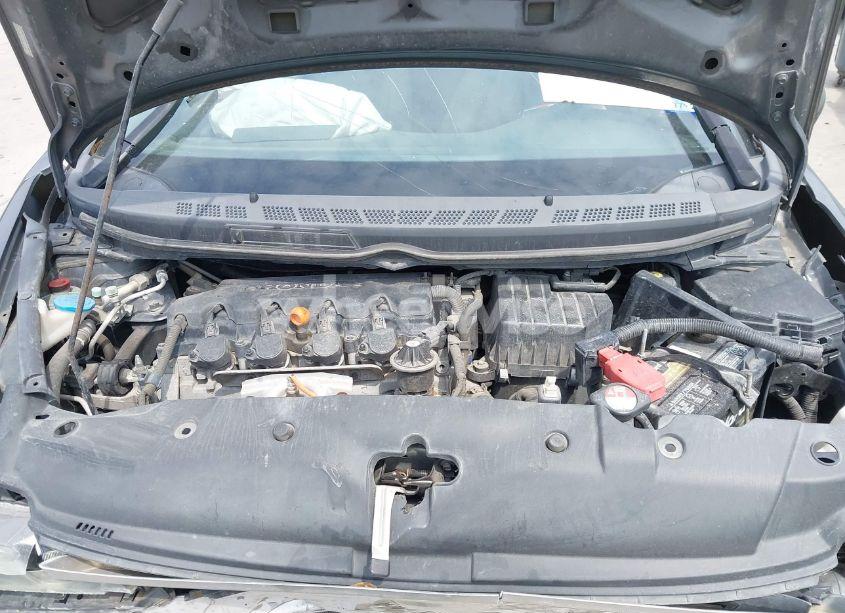 Photo 10 of 2010 Honda Civic EX (VIN 19XFA1F83AE024750)