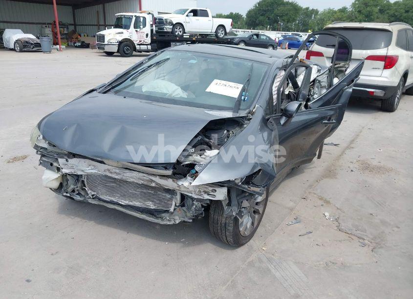 Photo 2 of 2010 Honda Civic EX (VIN 19XFA1F83AE024750)