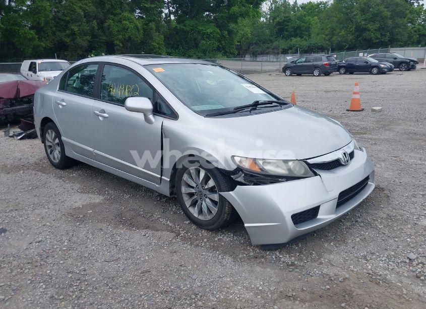 2010 Honda Civic EX (VIN 19XFA1F84AE012736) main photo
