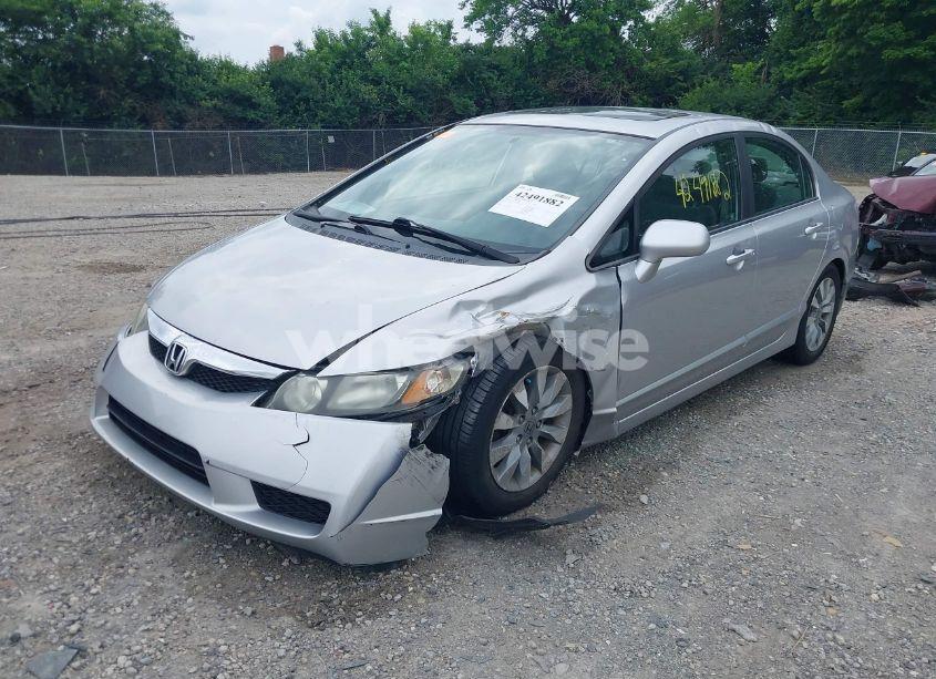 Photo 2 of 2010 Honda Civic EX (VIN 19XFA1F84AE012736)