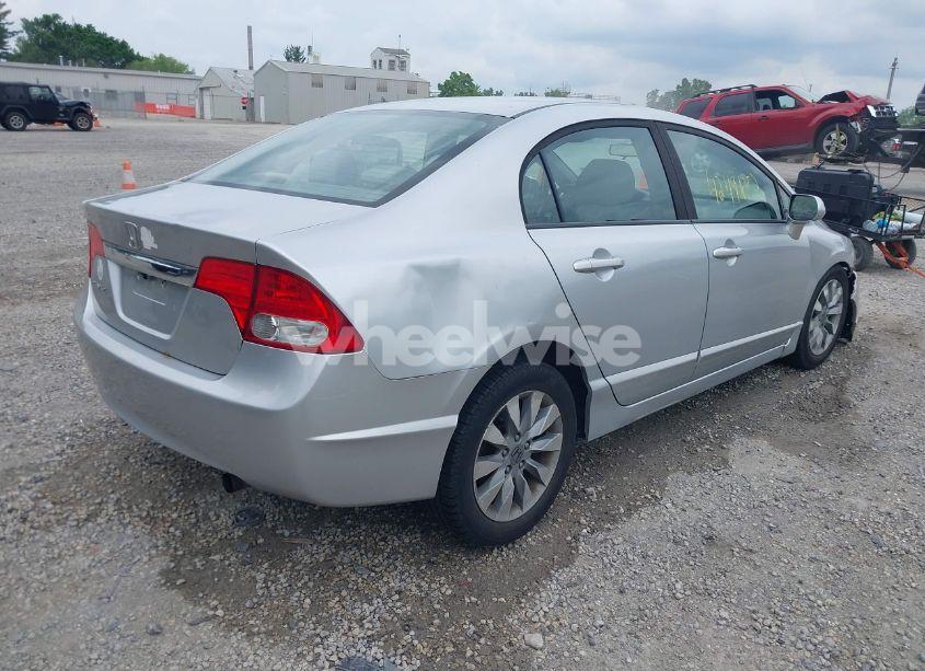 Photo 4 of 2010 Honda Civic EX (VIN 19XFA1F84AE012736)
