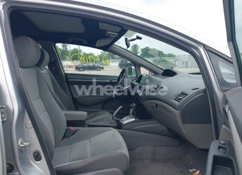 Photo 5 of 2010 Honda Civic EX (VIN 19XFA1F84AE012736)