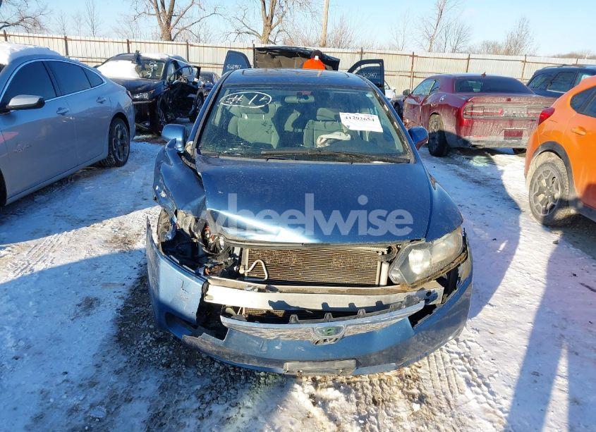 Photo 13 of 2010 Honda Civic EX (VIN 19XFA1F84AE069101)