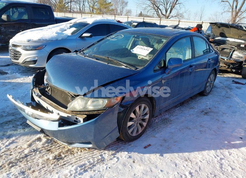 Photo 2 of 2010 Honda Civic EX (VIN 19XFA1F84AE069101)