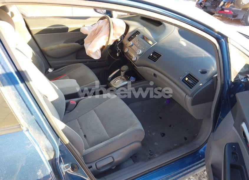 Photo 5 of 2010 Honda Civic EX (VIN 19XFA1F84AE069101)