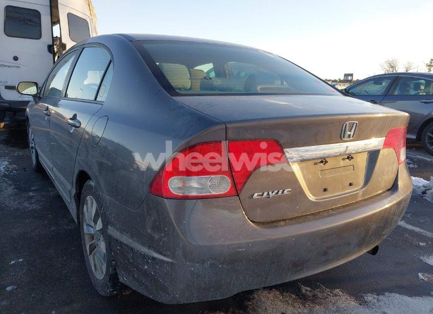 Photo 3 of 2010 Honda Civic EX (VIN 19XFA1F85AE046801)