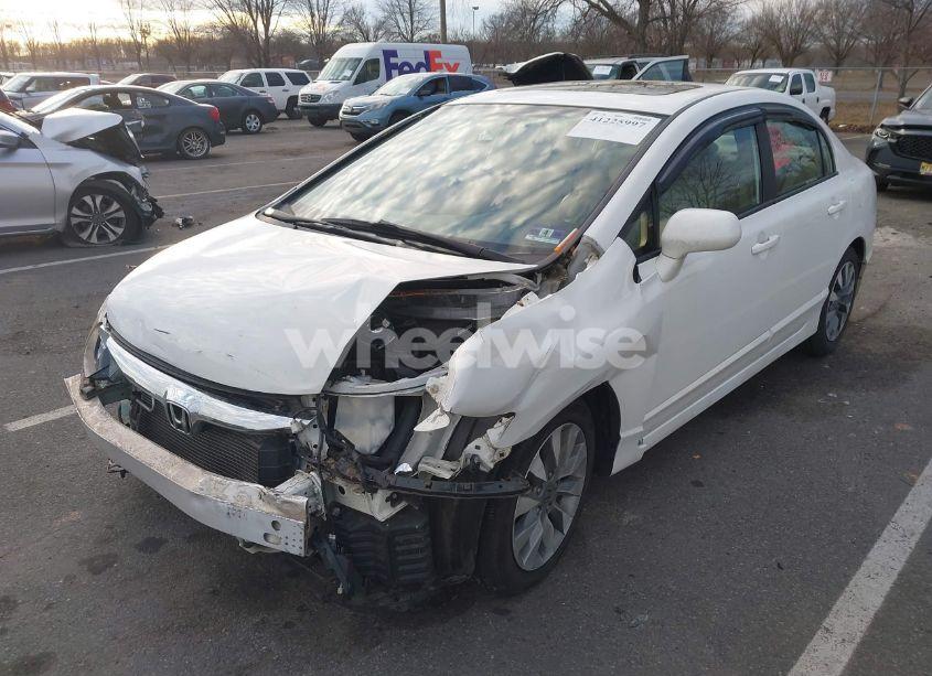 Photo 2 of 2010 Honda Civic EX (VIN 19XFA1F86AE047598)