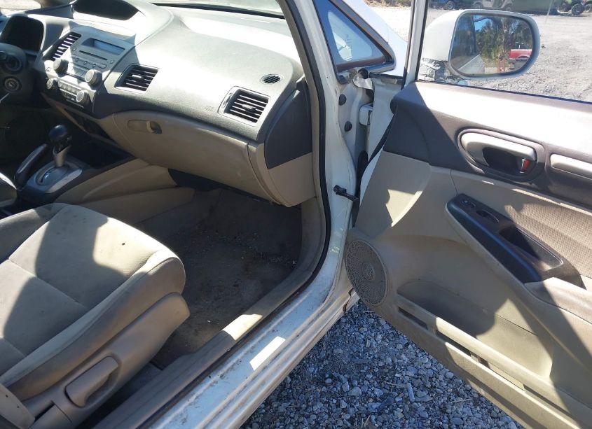 Photo 5 of 2010 Honda Civic EX (VIN 19XFA1F86AE062098)