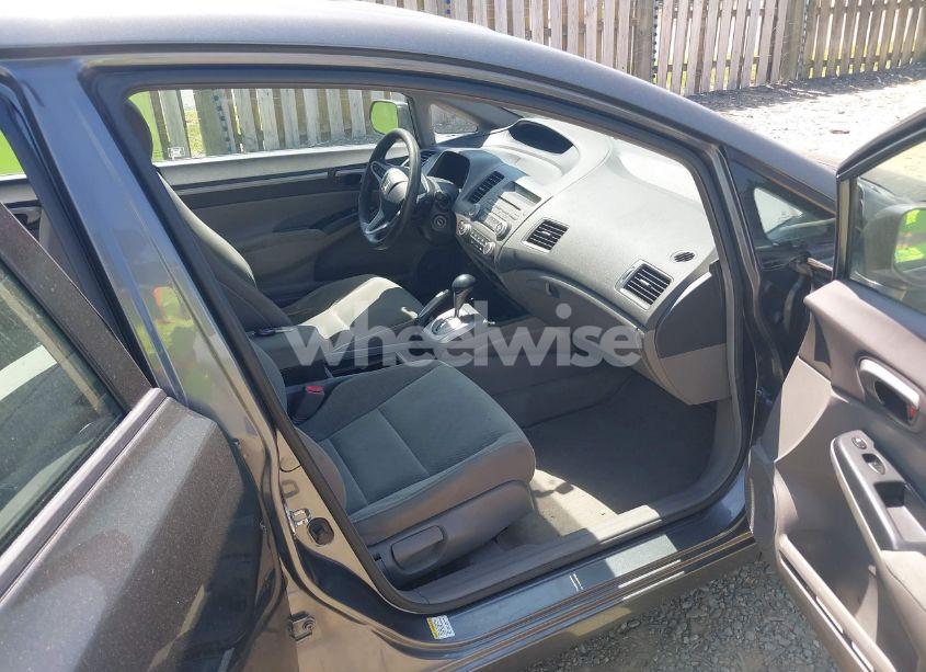 Photo 5 of 2010 Honda Civic EX (VIN 19XFA1F86AE087258)