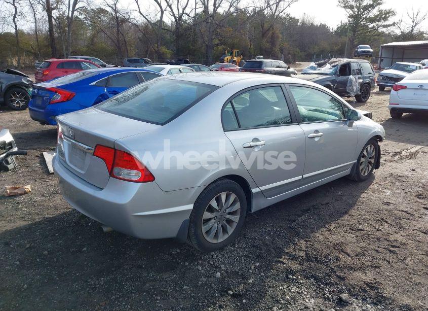 Photo 4 of 2010 Honda Civic EX (VIN 19XFA1F87AE026145)