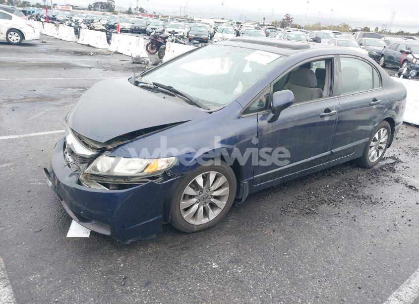 Photo 2 of 2010 Honda Civic EX (VIN 19XFA1F87AE081811)