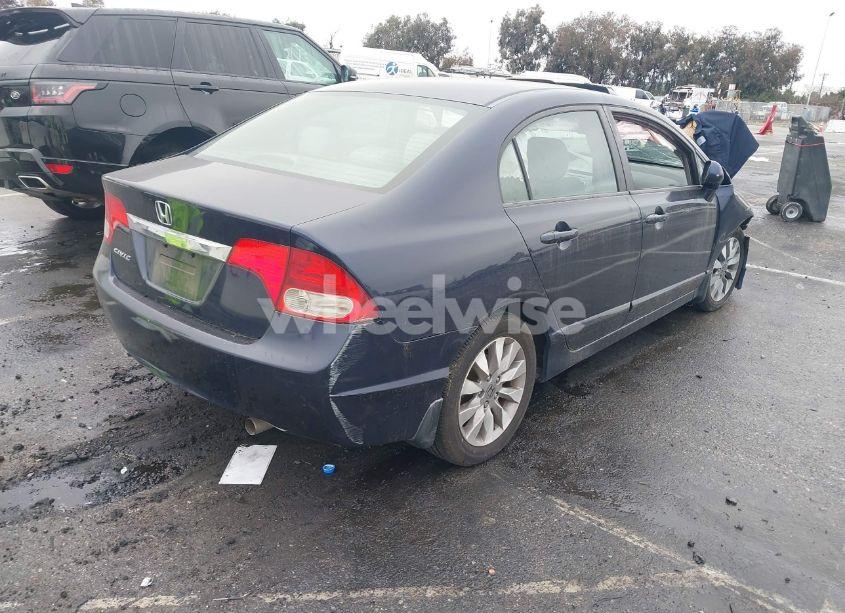 Photo 4 of 2010 Honda Civic EX (VIN 19XFA1F87AE081811)