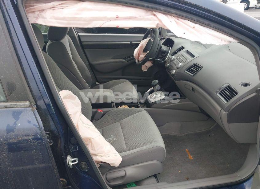 Photo 5 of 2010 Honda Civic EX (VIN 19XFA1F87AE081811)