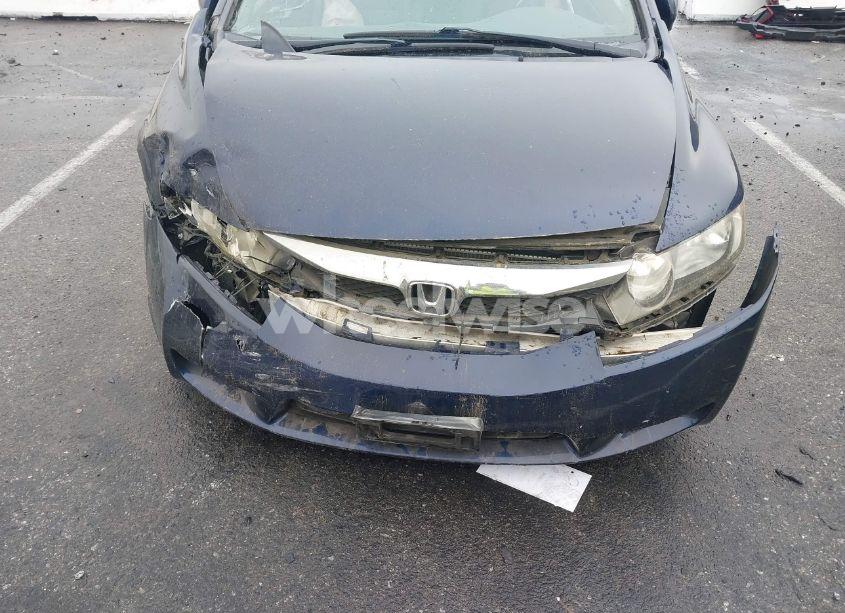 Photo 6 of 2010 Honda Civic EX (VIN 19XFA1F87AE081811)