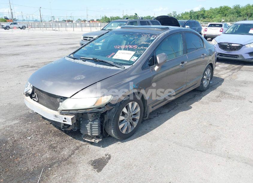 Photo 2 of 2010 Honda Civic EX (VIN 19XFA1F88AE014053)