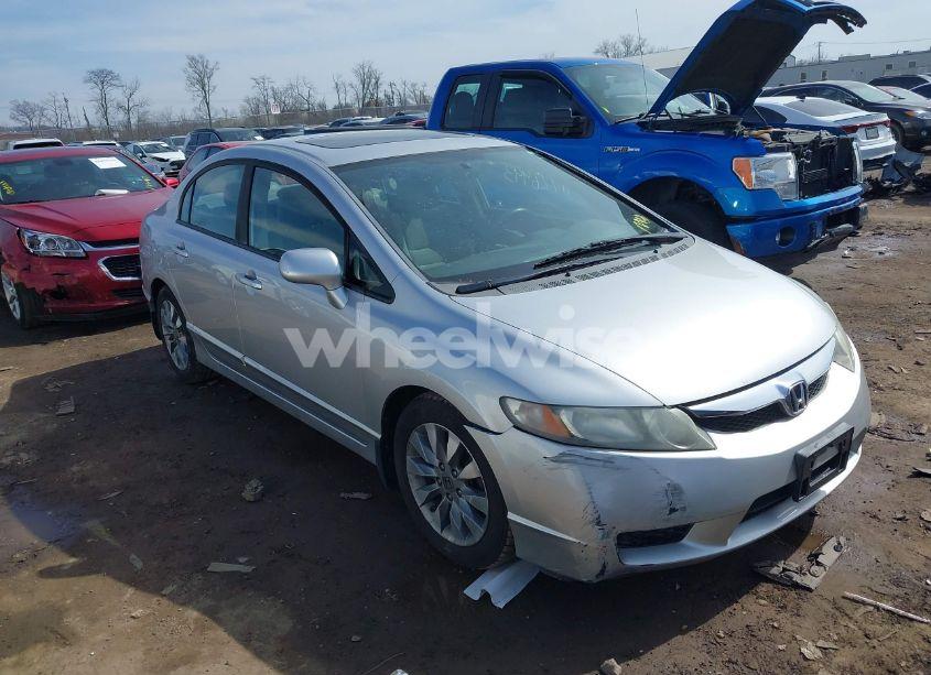 2010 Honda Civic EX (VIN 19XFA1F88AE024842) main photo