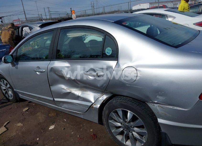 Photo 14 of 2010 Honda Civic EX (VIN 19XFA1F88AE024842)