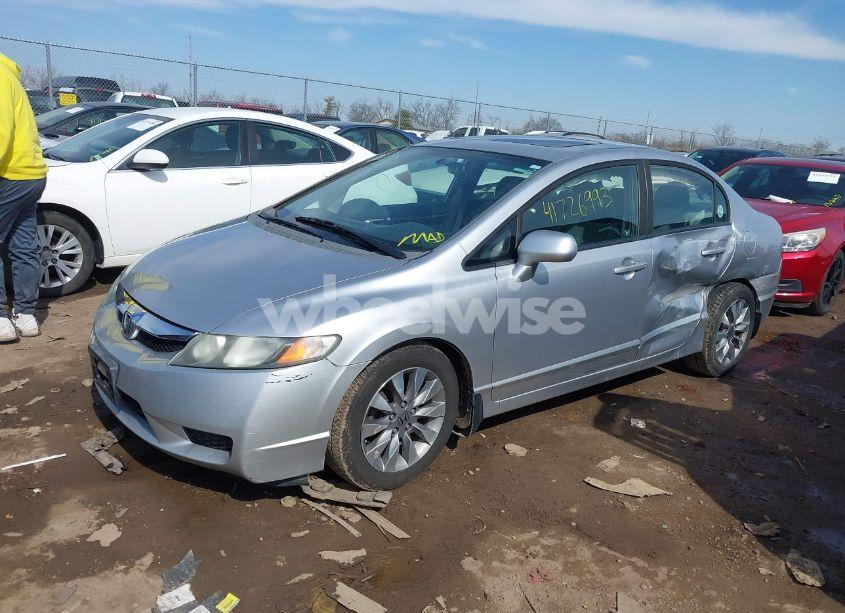 Photo 2 of 2010 Honda Civic EX (VIN 19XFA1F88AE024842)